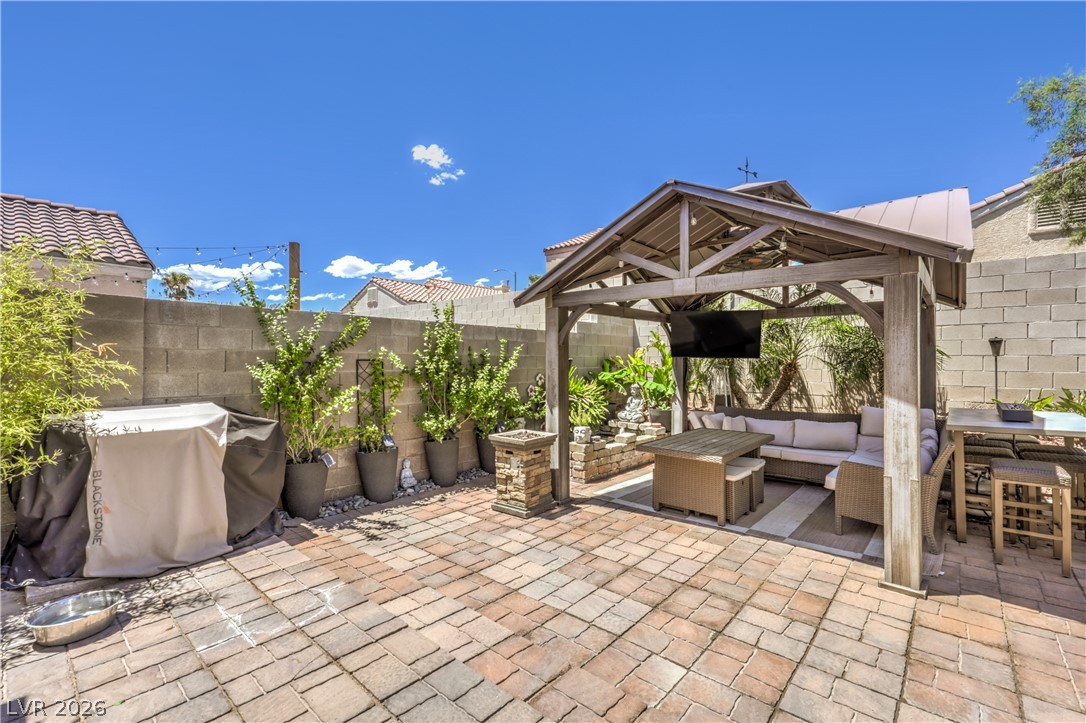8548 Hidden Pines Avenue Las Vegas NV 89143