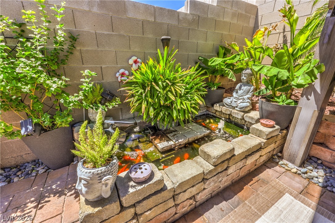 8548 Hidden Pines Avenue Las Vegas NV 89143