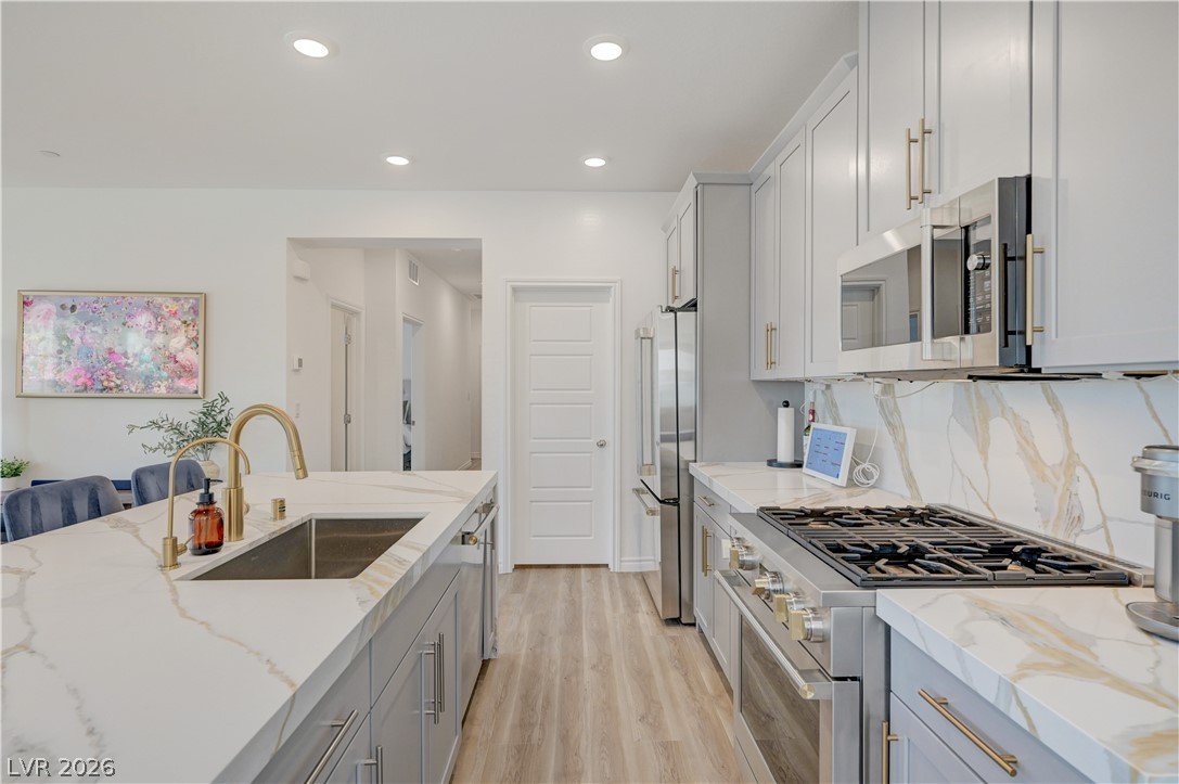 600 North Carriage Hill Drive 2084 Las Vegas NV 89138