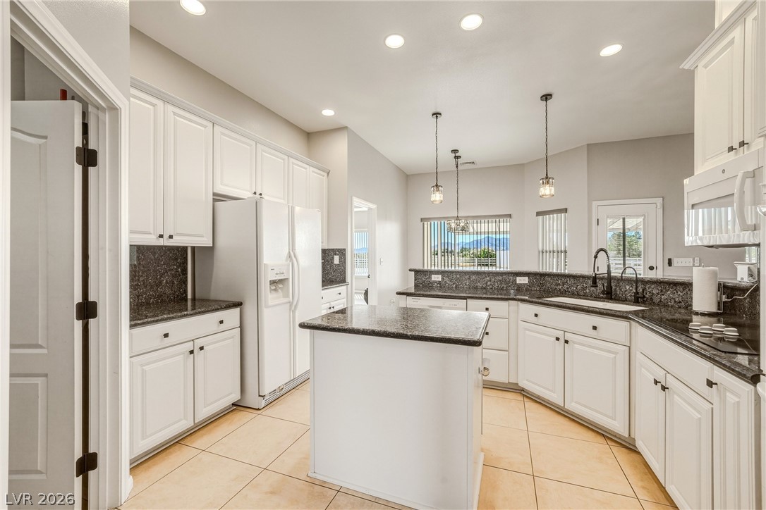 880 Benson Circle Pahrump NV 89060