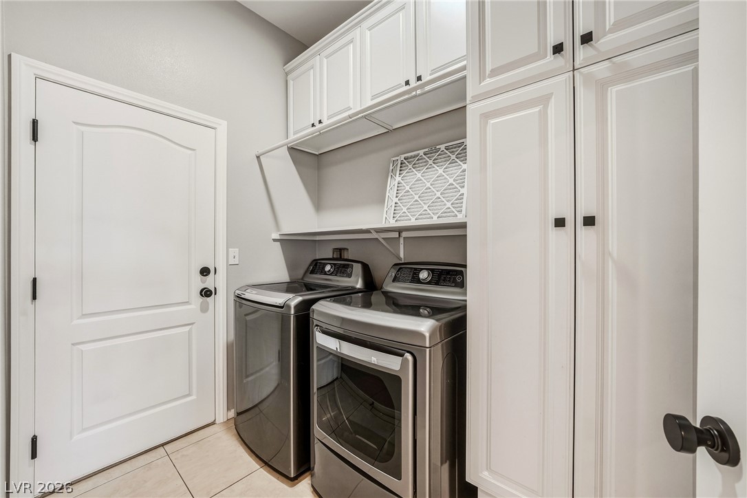 880 Benson Circle Pahrump NV 89060