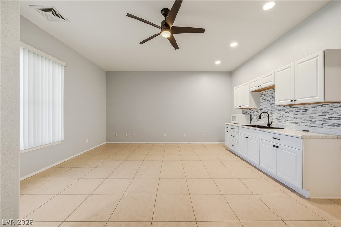 880 Benson Circle Pahrump NV 89060