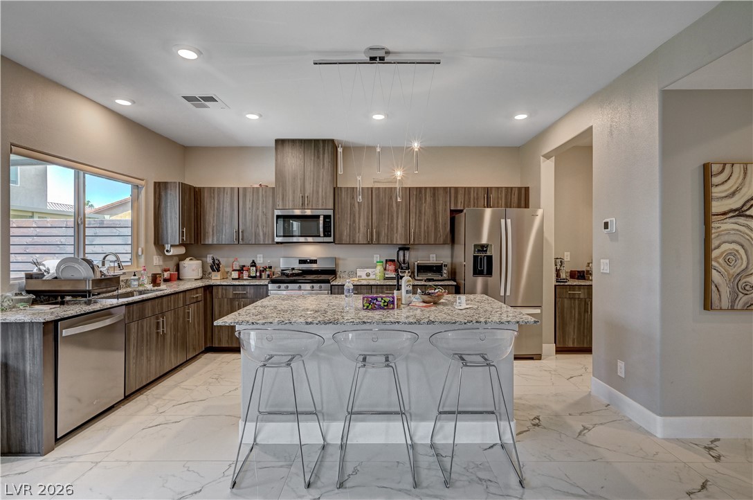 7563 Dragonfruit Avenue Las Vegas NV 89113
