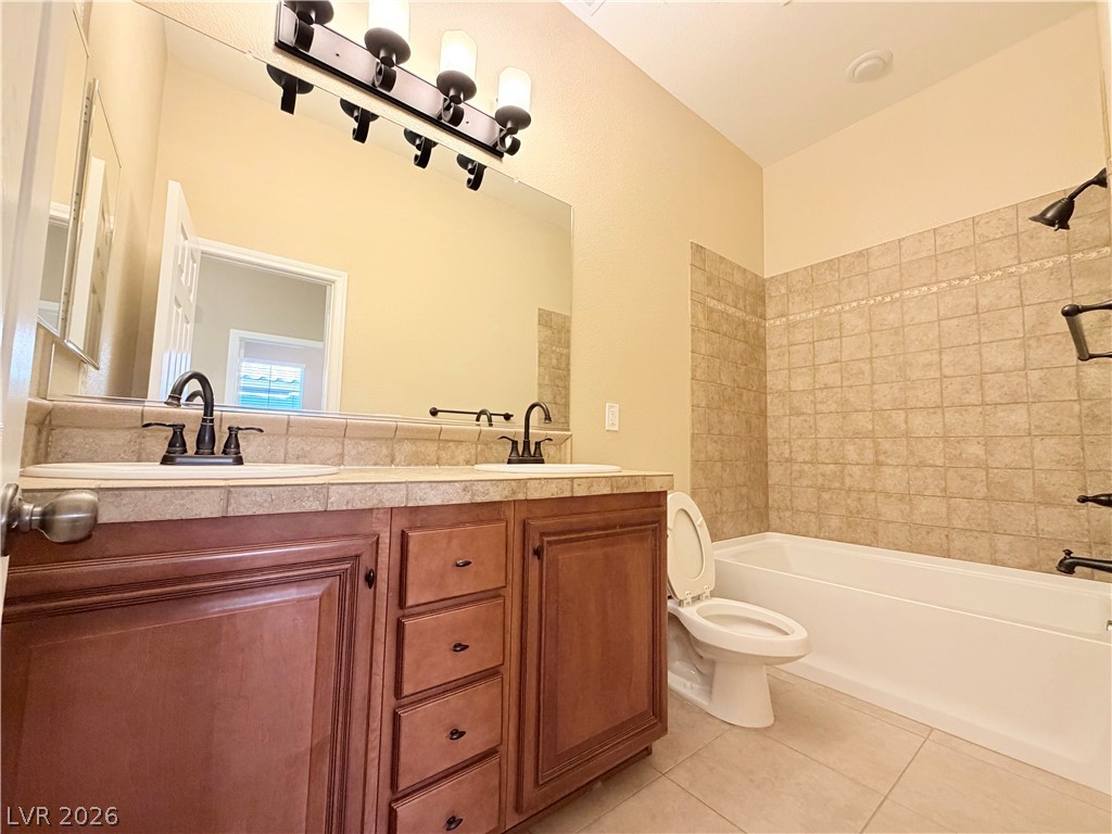 9093 Ashiwi Avenue Las Vegas NV 89178