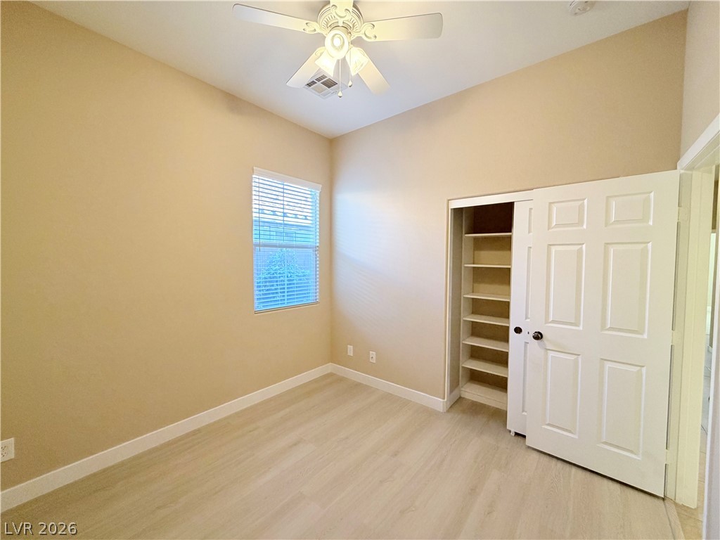 9093 Ashiwi Avenue Las Vegas NV 89178