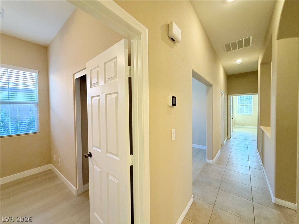 9093 Ashiwi Avenue Las Vegas NV 89178