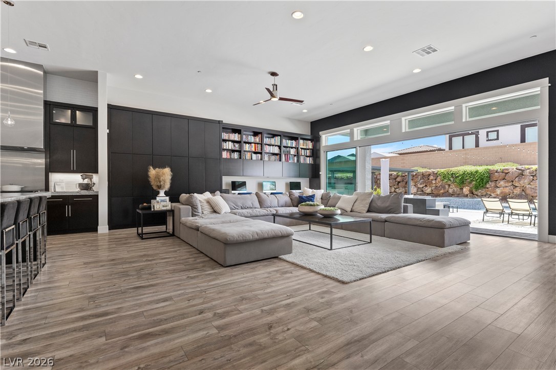 311 Lookout Avenue Henderson NV 89002