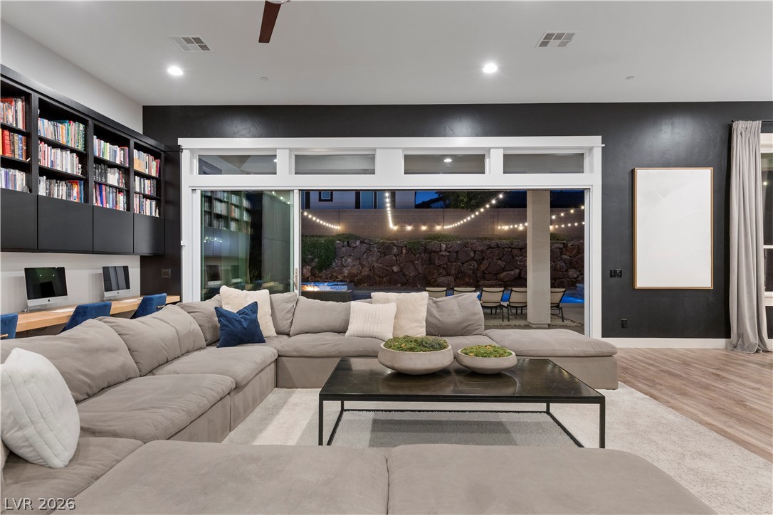 311 Lookout Avenue Henderson NV 89002