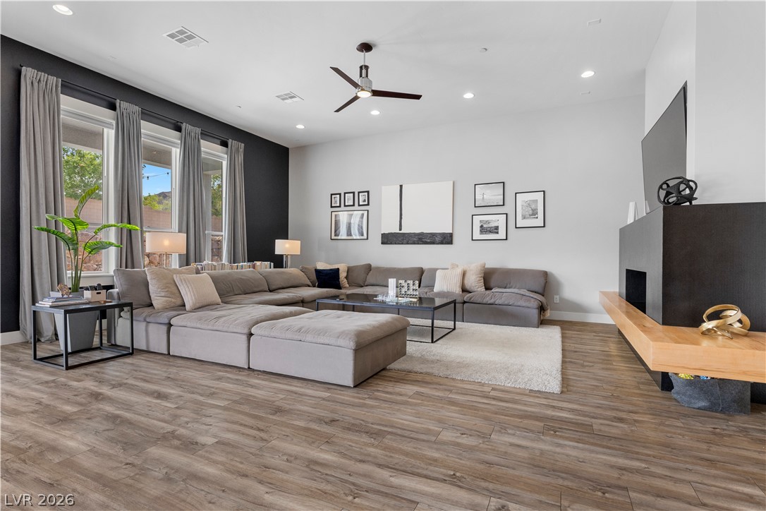 311 Lookout Avenue Henderson NV 89002