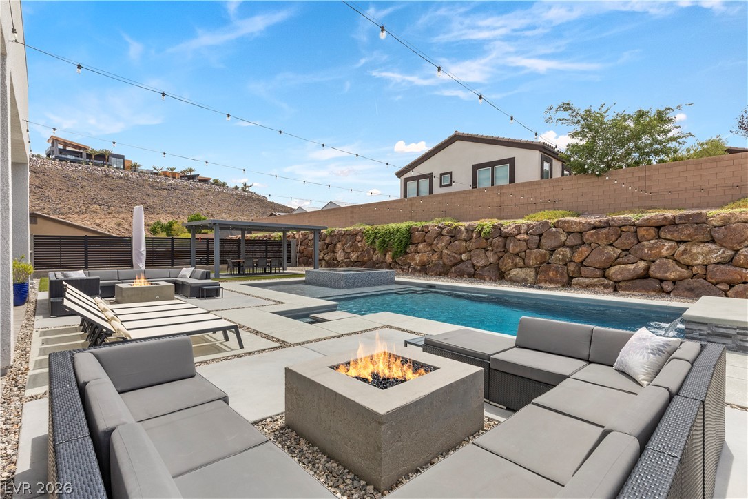 311 Lookout Avenue Henderson NV 89002