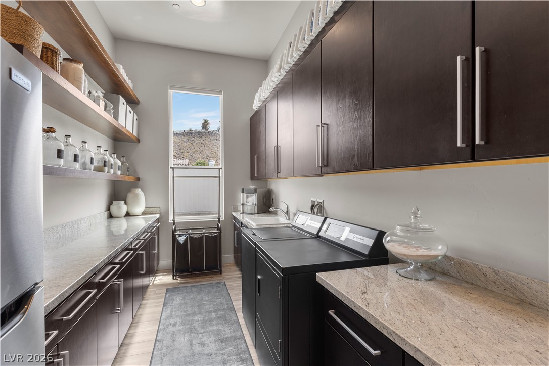 311 Lookout Avenue Henderson NV 89002