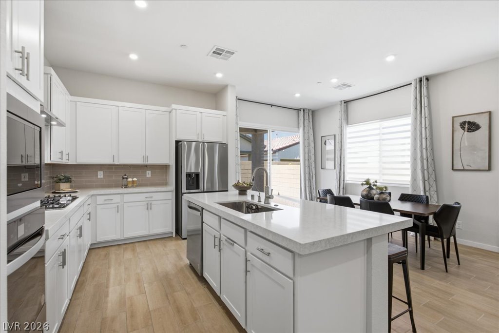 847 Eaton Falls Street Henderson NV 89011