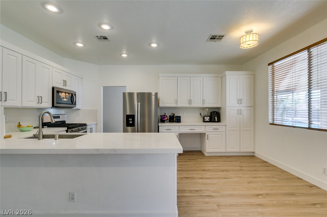 9601 Bending River Avenue Las Vegas NV 89129