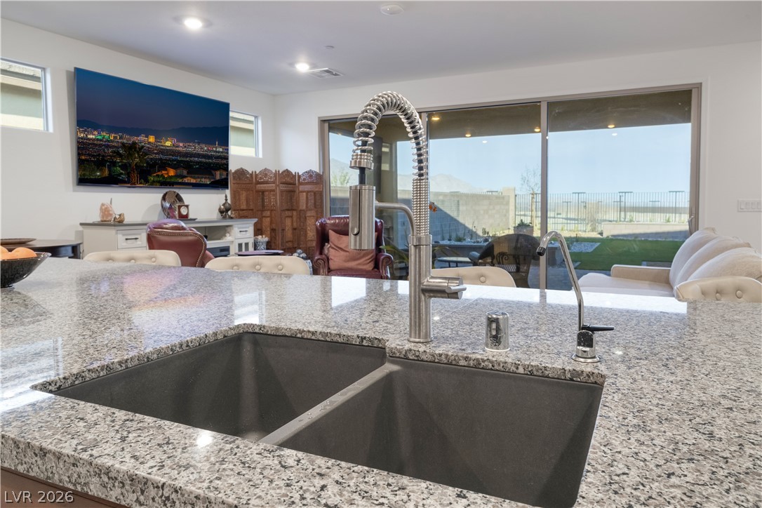 10216 Chrysolite Place Las Vegas NV 89143