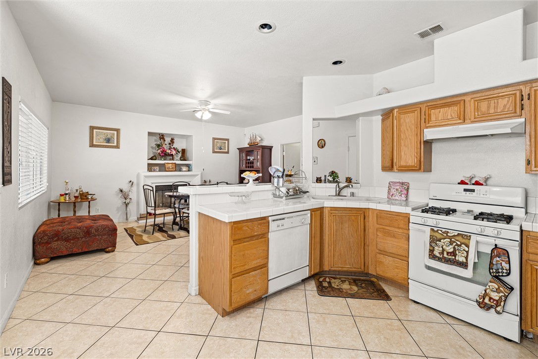 8747 Martinique Bay Lane Las Vegas NV 89147