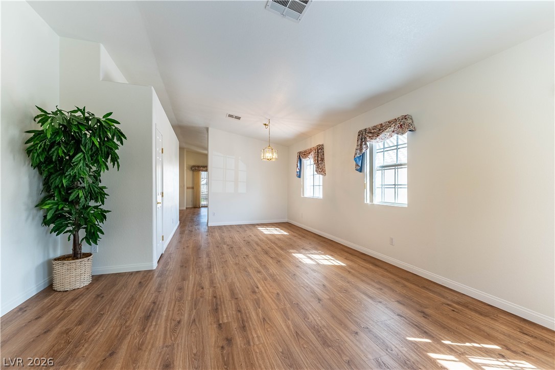 5460 Beach Pine Street Las Vegas NV 89130