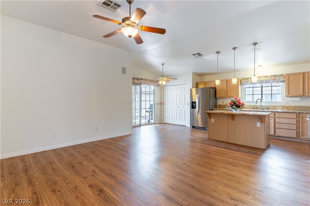 5460 Beach Pine Street Las Vegas NV 89130