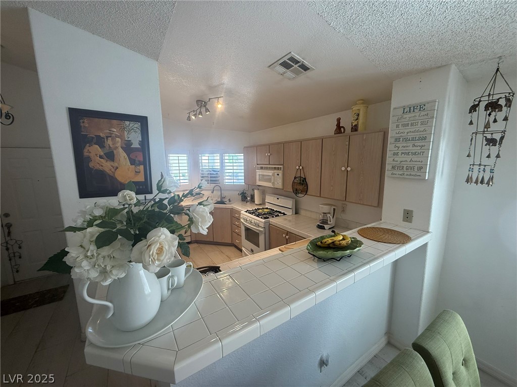 557 Yacht Harbor Drive Las Vegas NV 89145