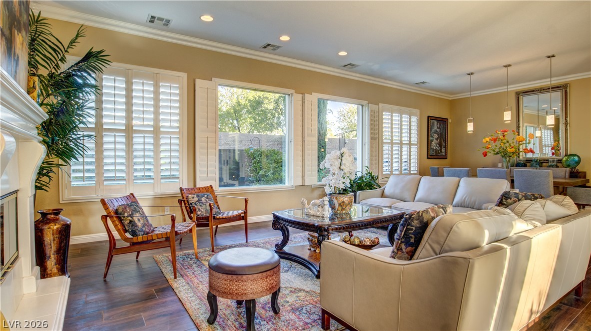 12070 Whitehills Street Las Vegas NV 89141