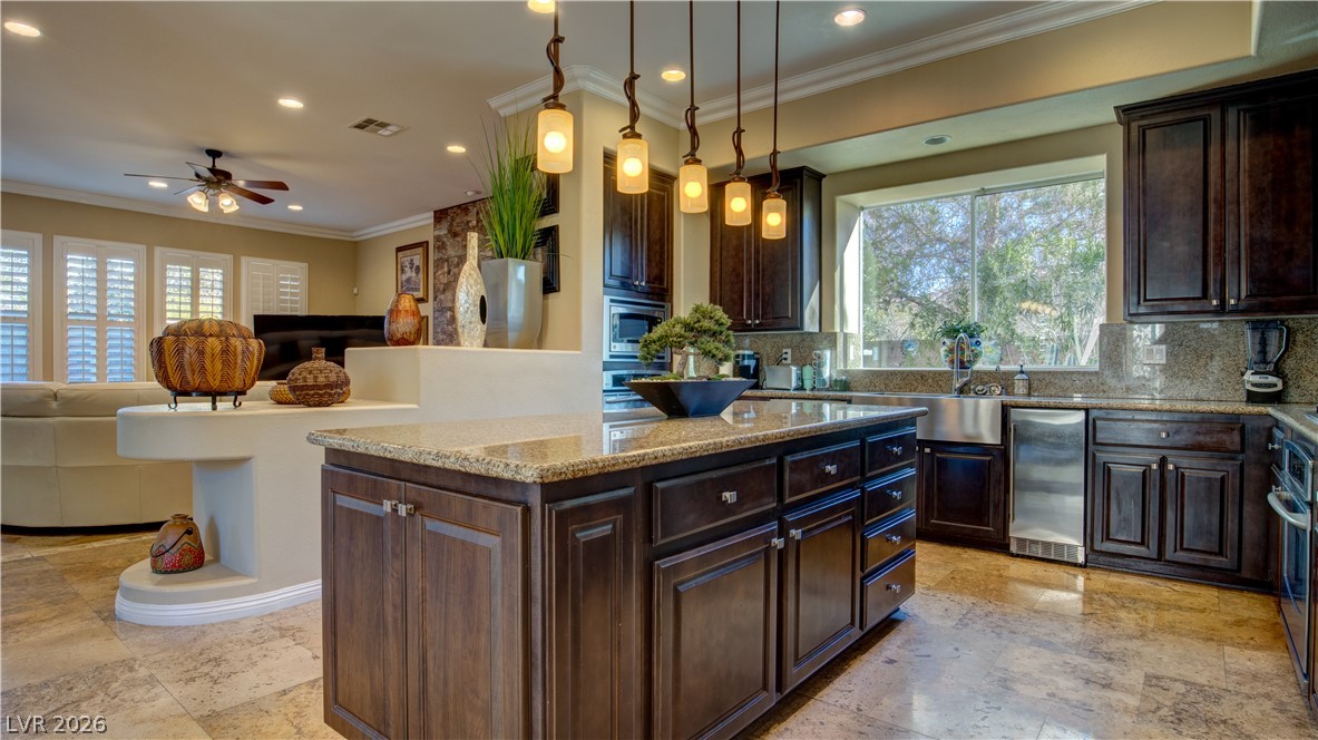 12070 Whitehills Street Las Vegas NV 89141