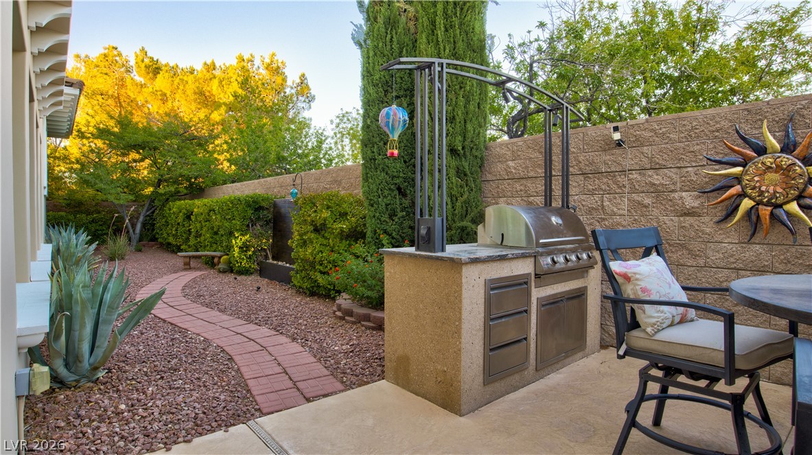 12070 Whitehills Street Las Vegas NV 89141