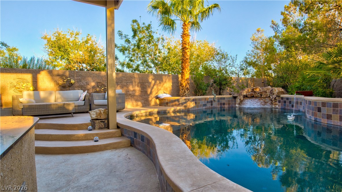 12070 Whitehills Street Las Vegas NV 89141