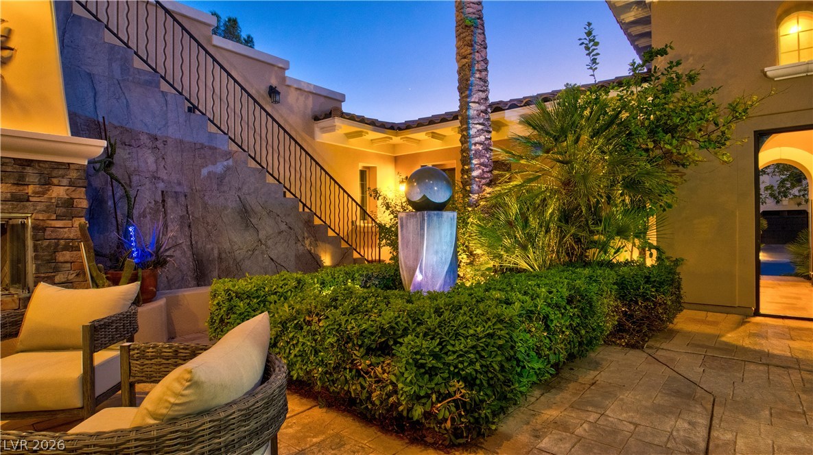 12070 Whitehills Street Las Vegas NV 89141