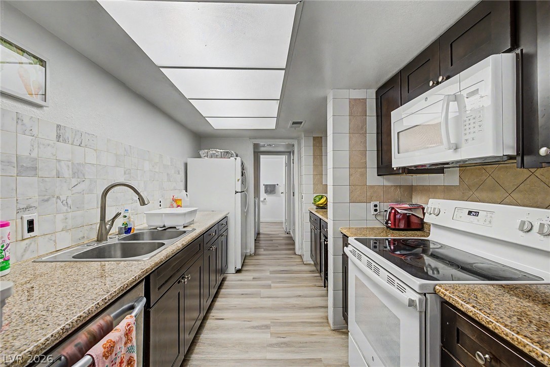 4551 Sirius Avenue Las Vegas NV 89102