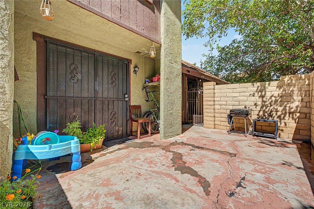 4551 Sirius Avenue Las Vegas NV 89102