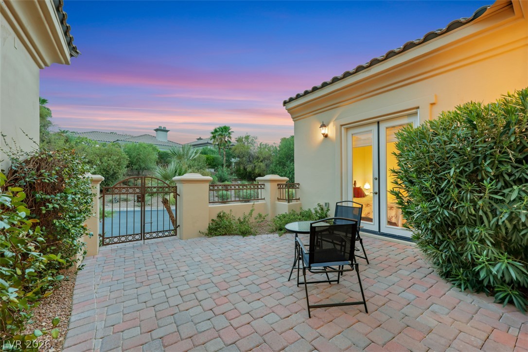 15 Avenida Fiori Henderson NV 89011