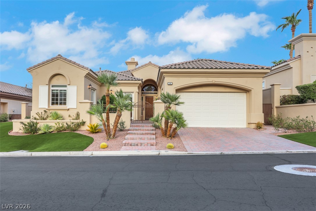 15 Avenida Fiori Henderson NV 89011