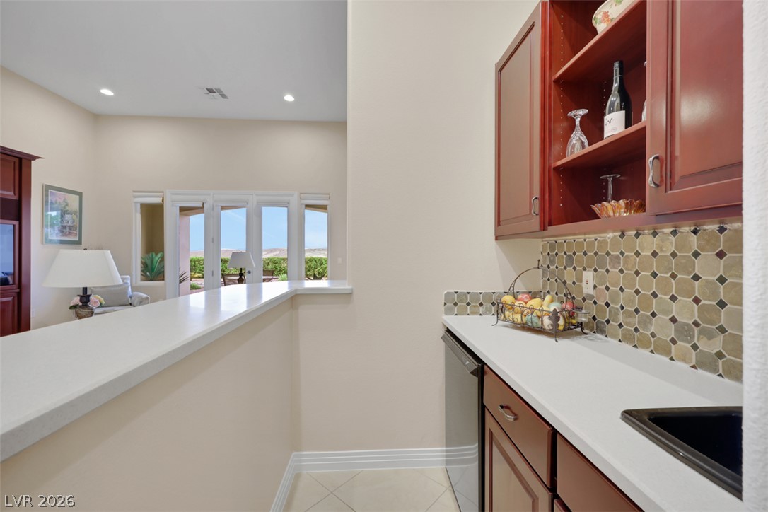 15 Avenida Fiori Henderson NV 89011