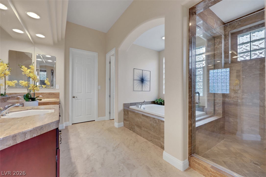 15 Avenida Fiori Henderson NV 89011