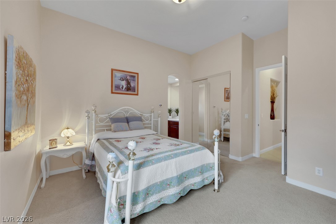 15 Avenida Fiori Henderson NV 89011