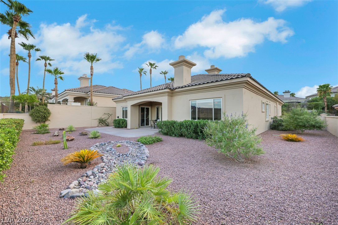 15 Avenida Fiori Henderson NV 89011