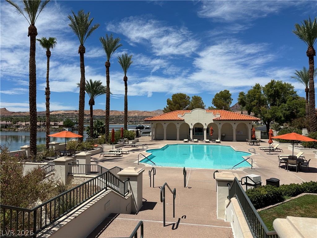 15 Avenida Fiori Henderson NV 89011