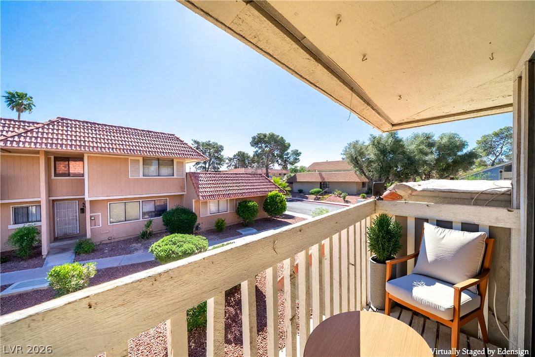 2482 Paradise Village Way Las Vegas NV 89120