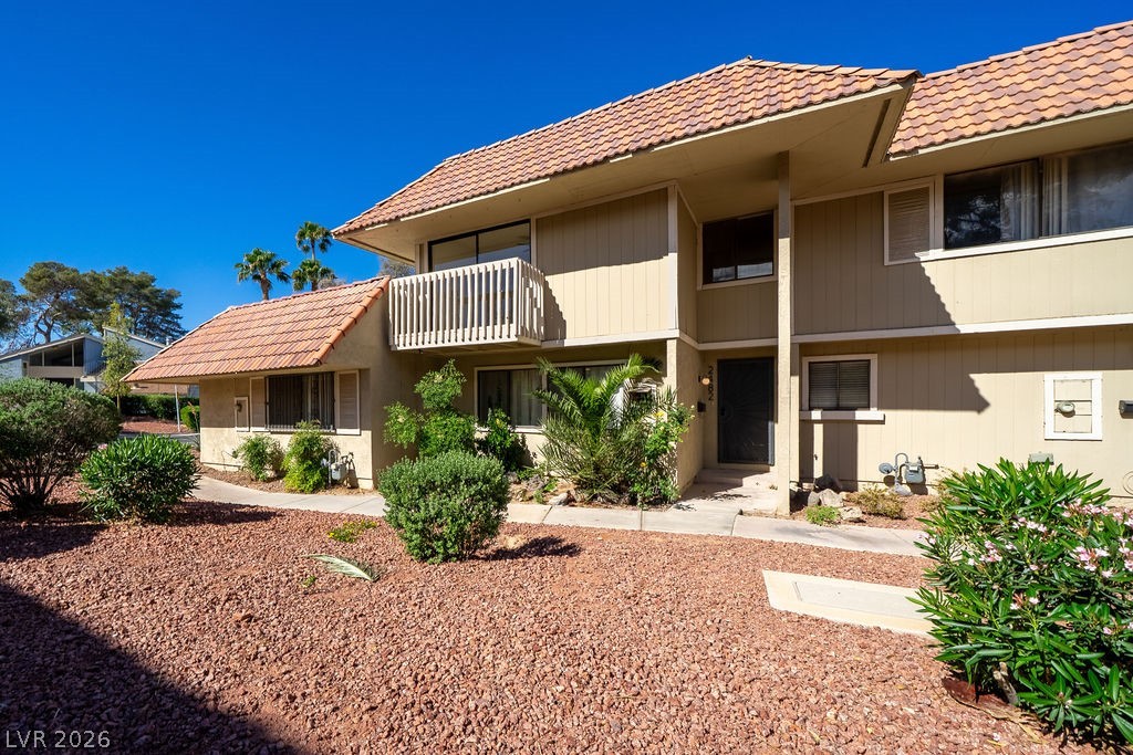 2482 Paradise Village Way Las Vegas NV 89120
