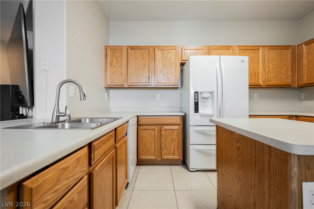6682 Higger Tor Avenue Las Vegas NV 89139