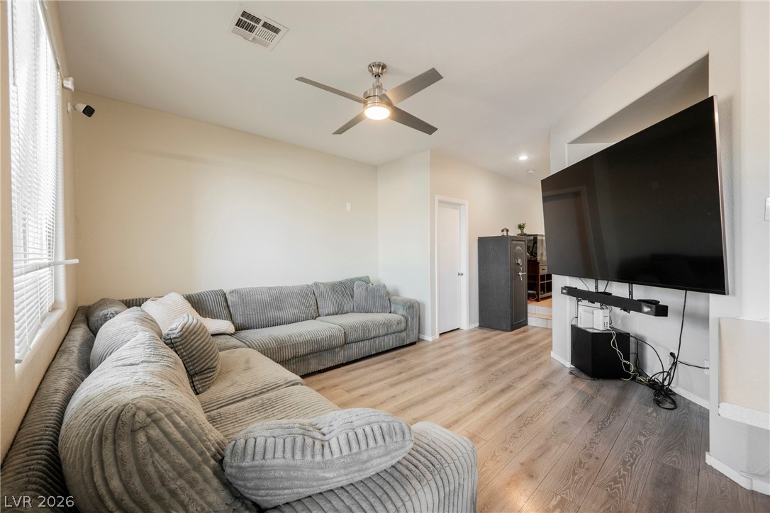6682 Higger Tor Avenue Las Vegas NV 89139