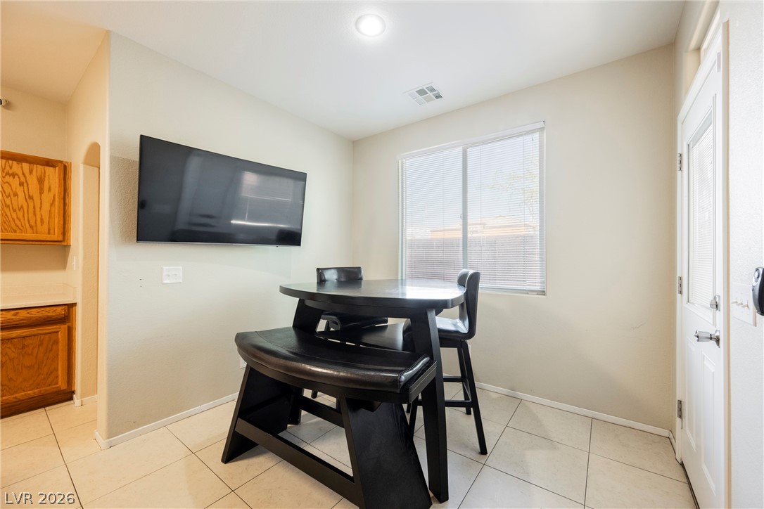 6682 Higger Tor Avenue Las Vegas NV 89139