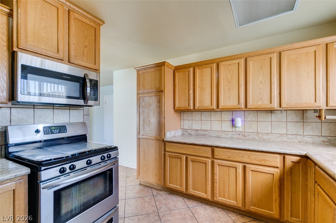 2117 Las Flores Street Las Vegas NV 89102