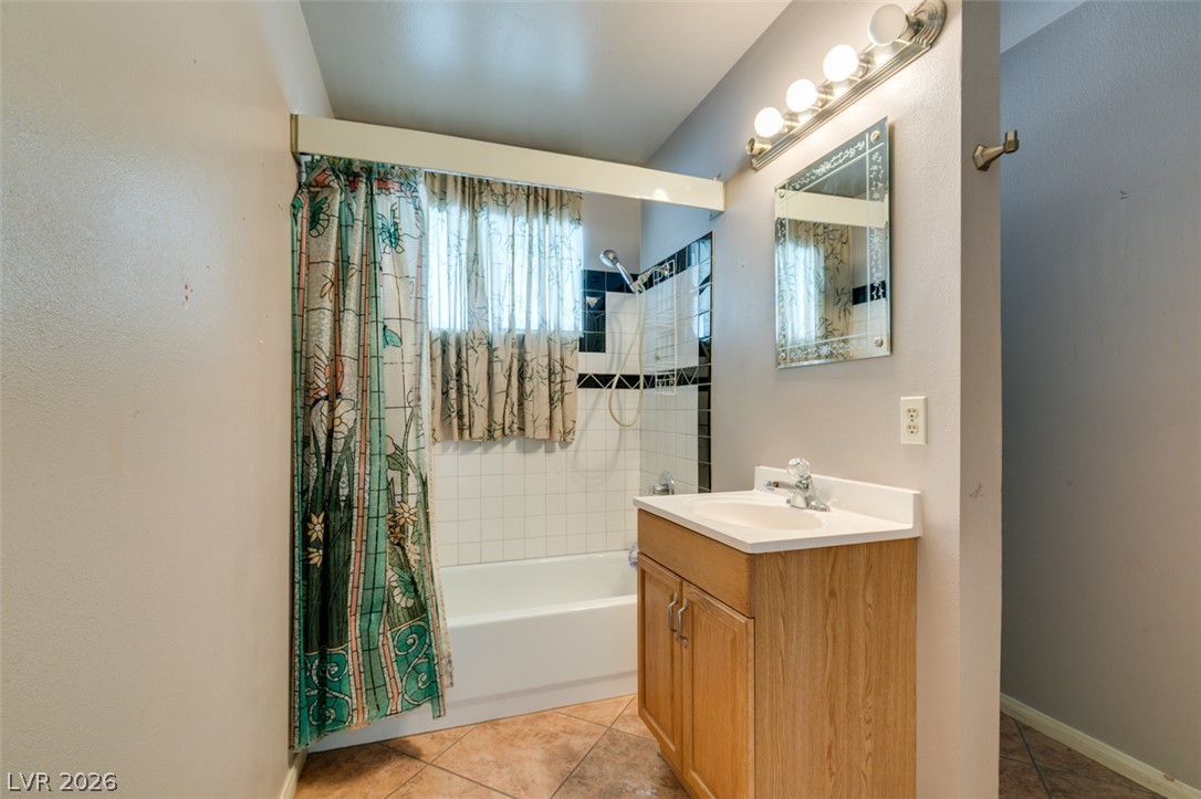 2117 Las Flores Street Las Vegas NV 89102
