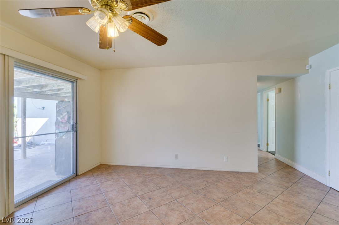 2117 Las Flores Street Las Vegas NV 89102