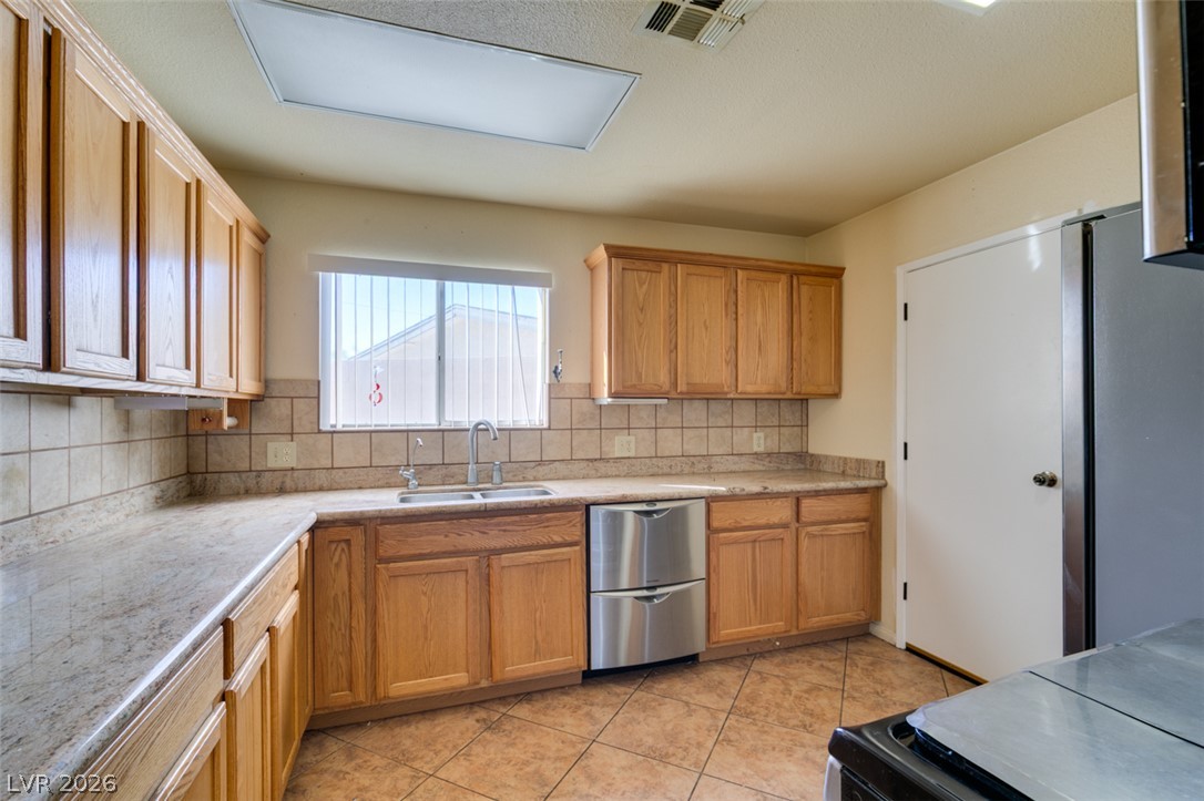 2117 Las Flores Street Las Vegas NV 89102