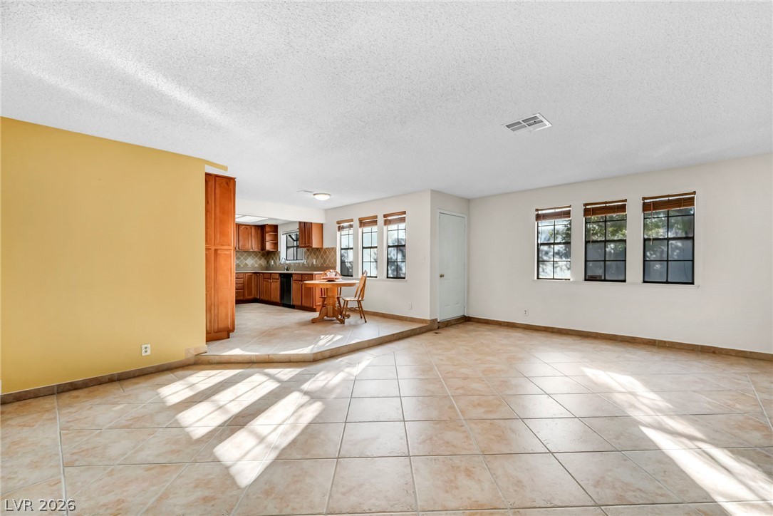 3923 Landsdown Place Las Vegas NV 89121