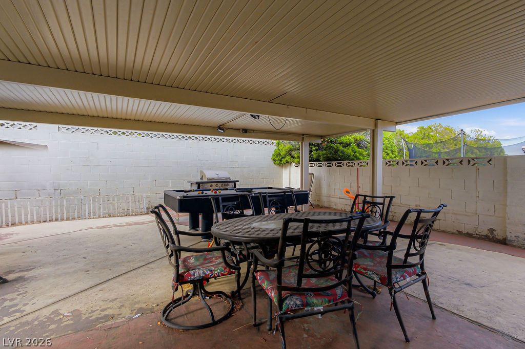 4092 East Harmon Avenue Las Vegas NV 89121