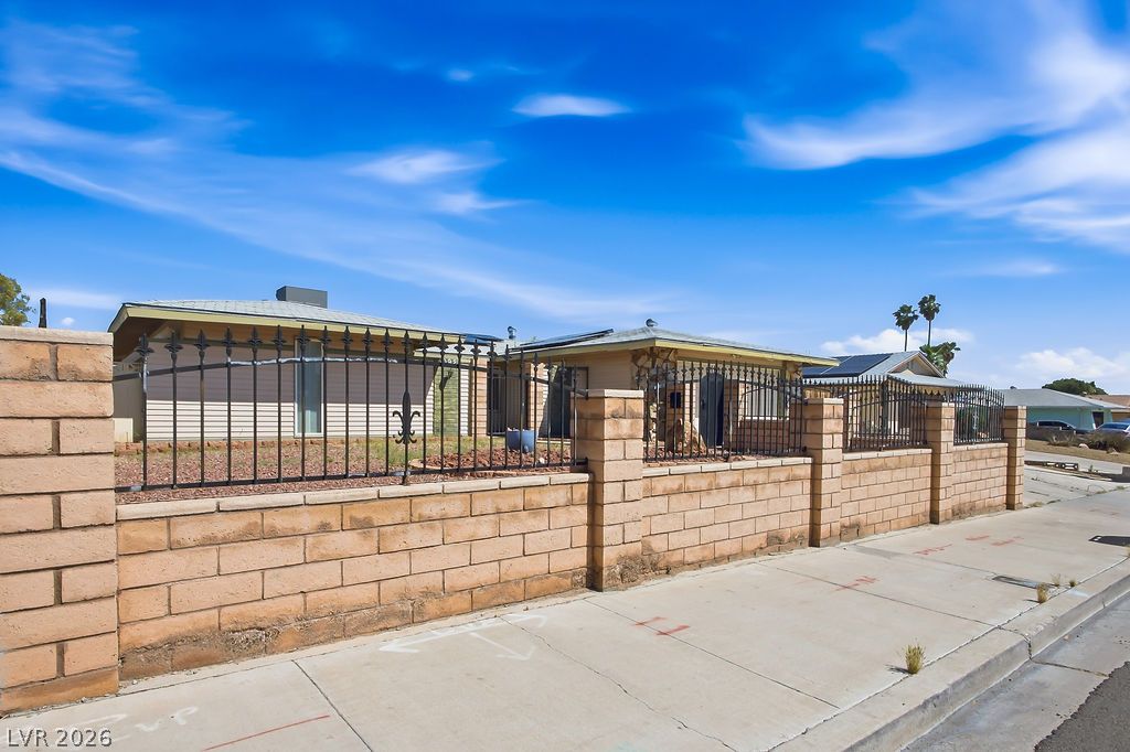 4092 East Harmon Avenue Las Vegas NV 89121