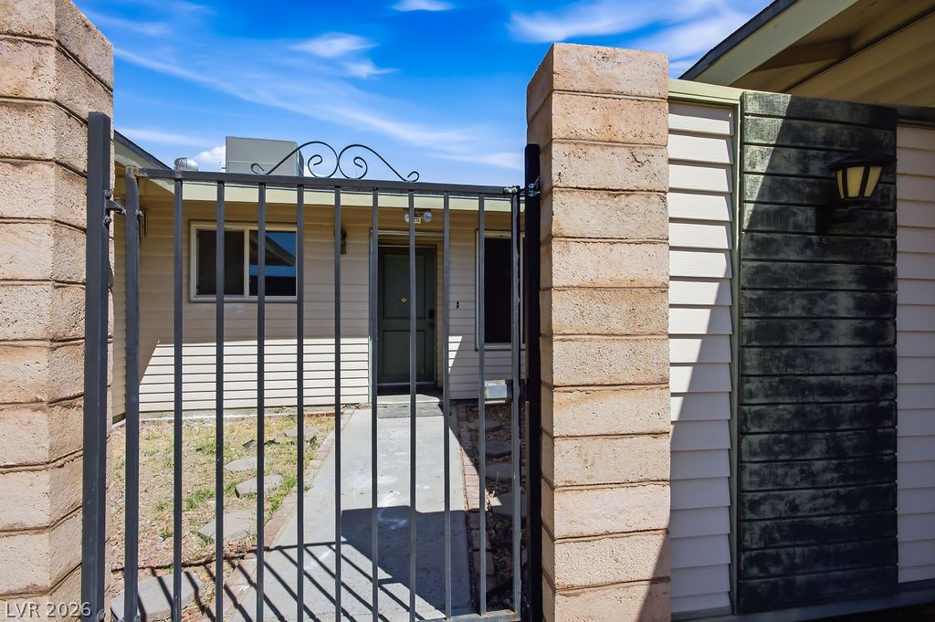 4092 East Harmon Avenue Las Vegas NV 89121
