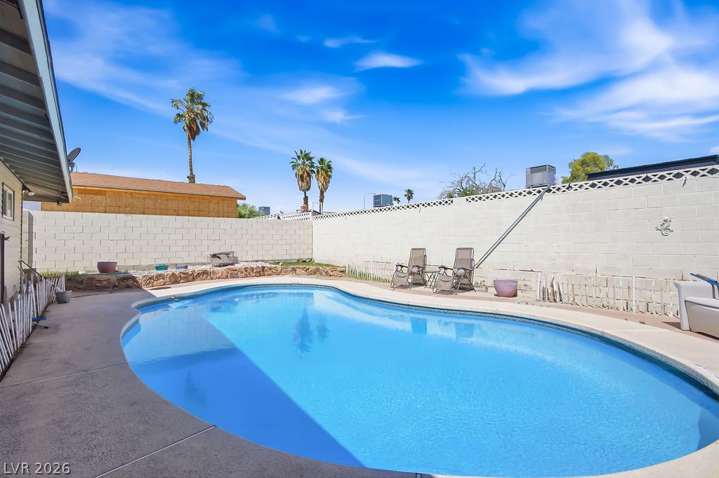 4092 East Harmon Avenue Las Vegas NV 89121